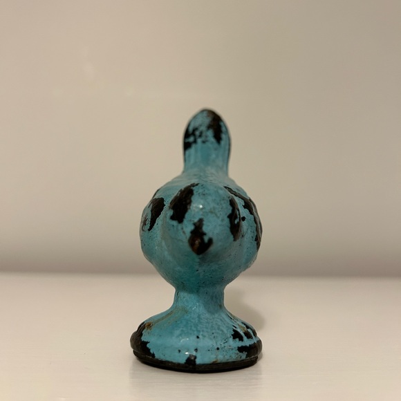 Vintage Cast Iron Turquoise Bird Paperweight Figurine - Picture 5 of 6